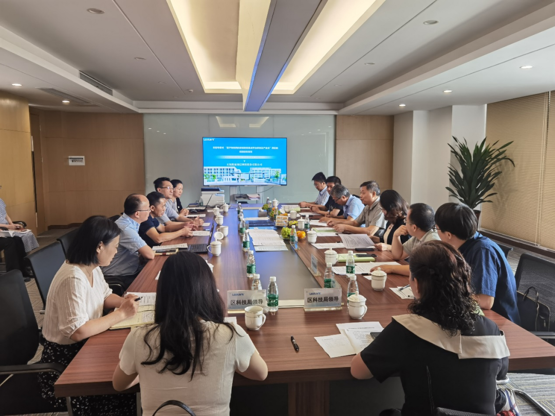 -圖為驗(yàn)收評(píng)審現(xiàn)場-